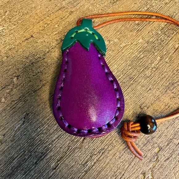 Genuine Leather EGGPLANT Bag Charm Crossbody Purse Bag NEW - Picture 4 of 5